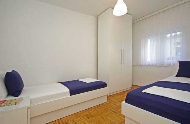 Perfect location! Apartment right on the beach, with fantastic sea views,