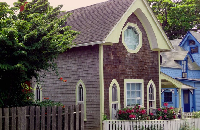 Perfect location! Beach, Harbor & Town. Beautiful 1st Floor Apartment Oasis