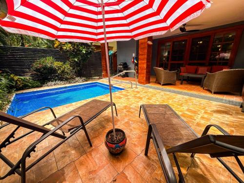 Perfect Location! Beach & Market 100m Away