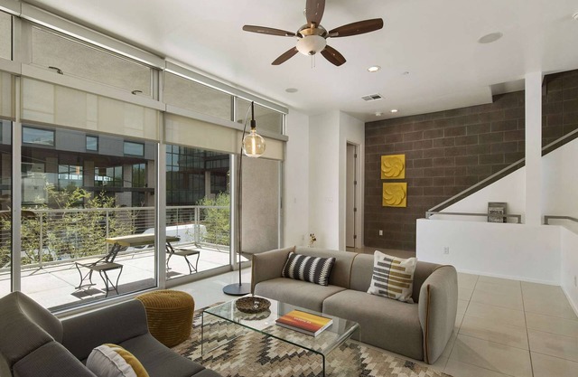 Perfectly set 2-bedroom apartment with Pool!