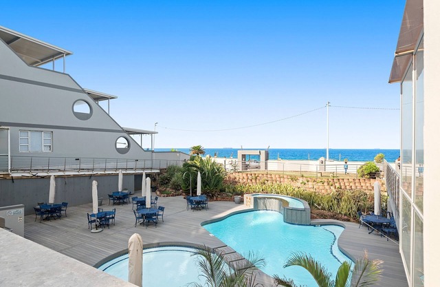 Perna Perna Coastal Escape