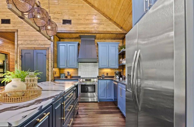 Pet-Friendly | Hot Tub | Heated & Chilled Pool!