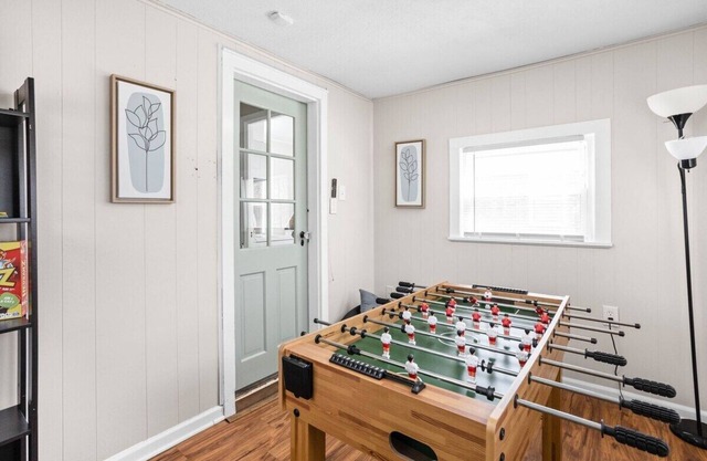 Pet Friendly | SoBro Bungalow in Indy