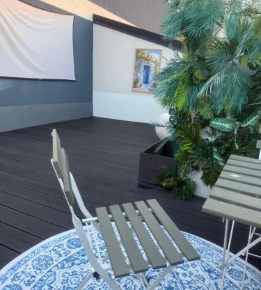 Pethouse club house