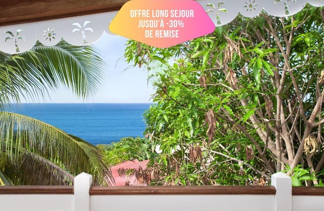 Petite Anse Villa T3 Large terrace with sea view