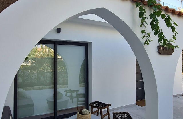 Phaedrus Living Seaview Luxury Villa Venus 006