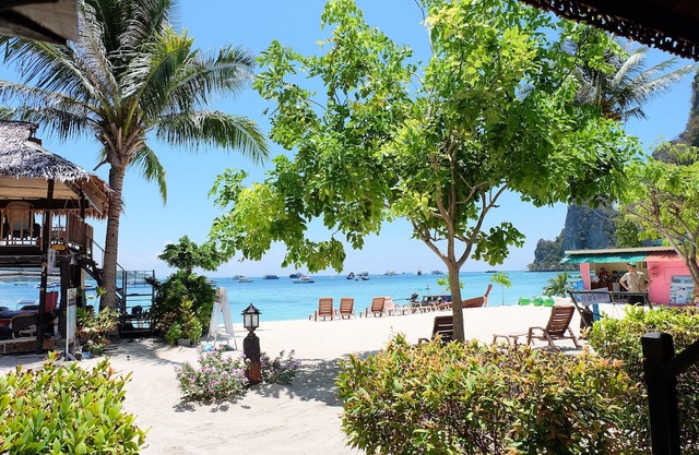 Phi Phi Sand Sea View Resort