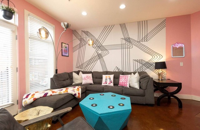 Phillips Place Condo 05