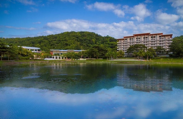 Pico Sands Hotel