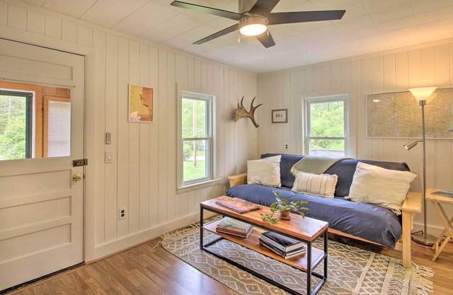 Picturesque Retreat on 1 Acre w/Gas Grill!