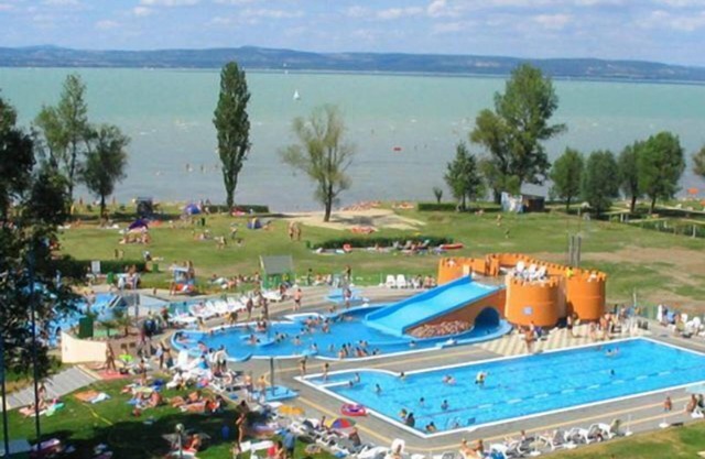 Pink Panther Ap.6 - One Bedroom Apartment, Sleeps 3