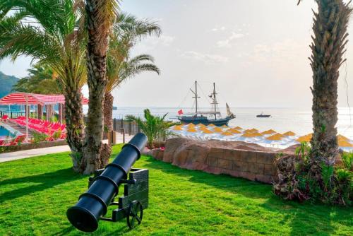 Pirate's Beach Club -Ultra All Inclusive
