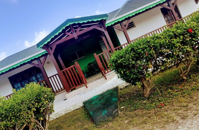 Pleasant house a few minutes from the beach, near the Super U