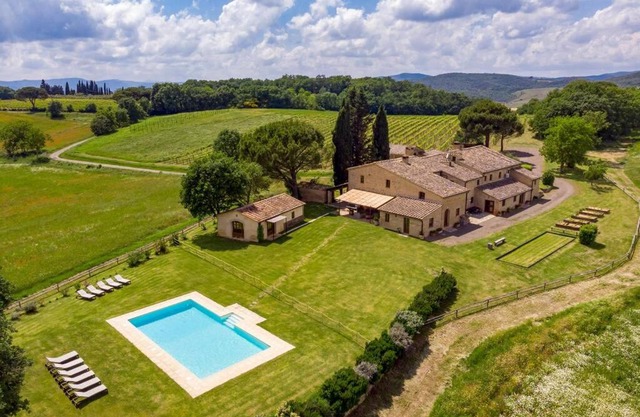 Podere Maiano - Private pool villa with spa