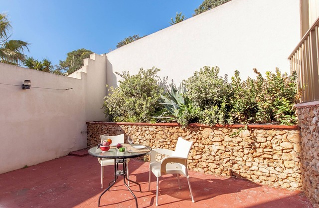 Pool and Sea, charming Merill Apart 3, Mellieha, Malta