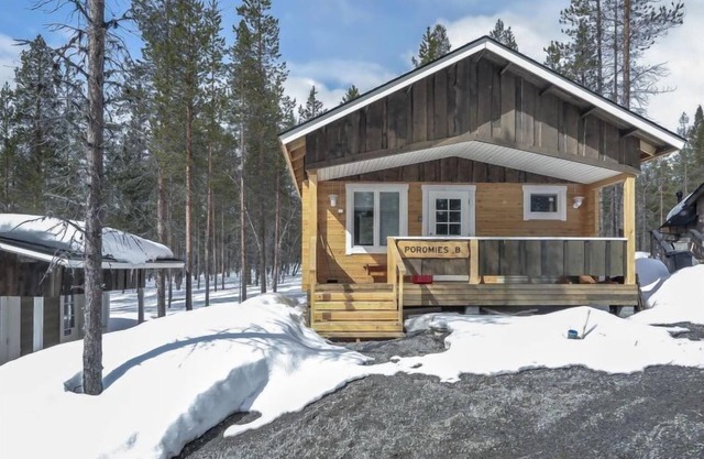 Poromies b by Interhome