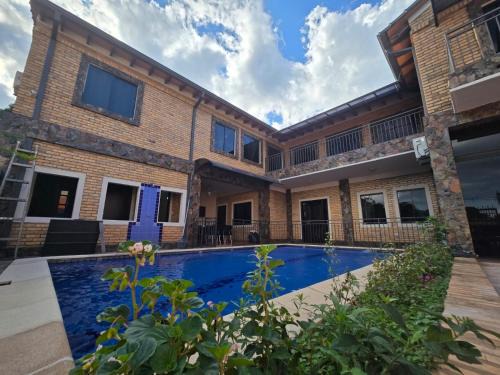 Posada-Hotel El Remanso