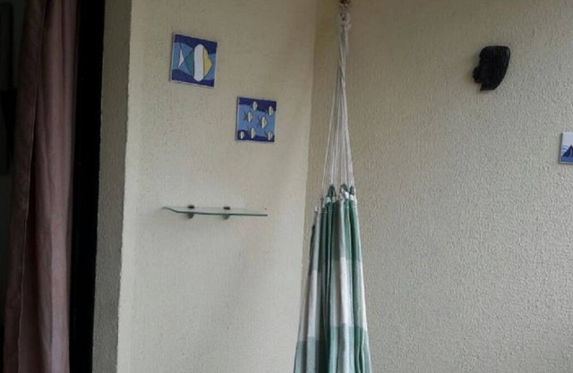 Praia Grande - Beachfront Building 2 Bedrooms + Balcony + Garage