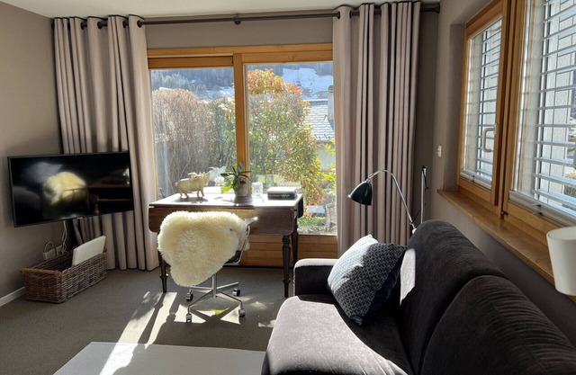 Prefect Getaway Spacious 5 bedroom family villa, Le Chable. Walk to lift, 200m