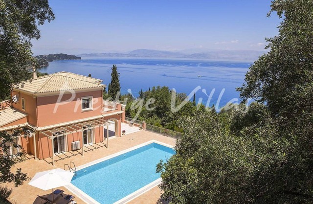 Prestige Villas | EAST COAST | Luxury Villa 15 min walk to Tavernas & Bars