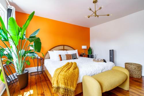 Prime Location Top Rated Clean Parking Free!