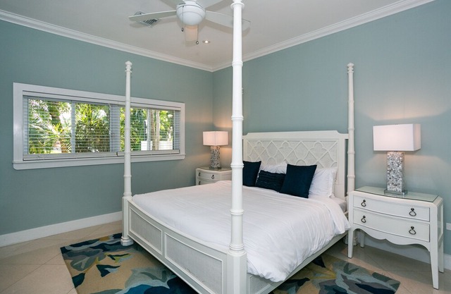 Prime Residence #6 on 7 Mile Beach, High-End Ground Floor Beachfront Condo