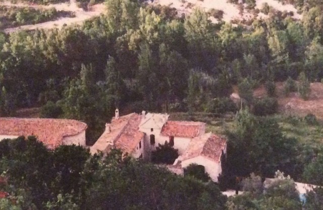 Priory of the 14th century: detached apartment in Gorniès, in the Vis Valley
