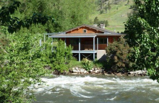 Private Access to Stillwater River! Quiet, Pristine Cabin with Stunning Views!