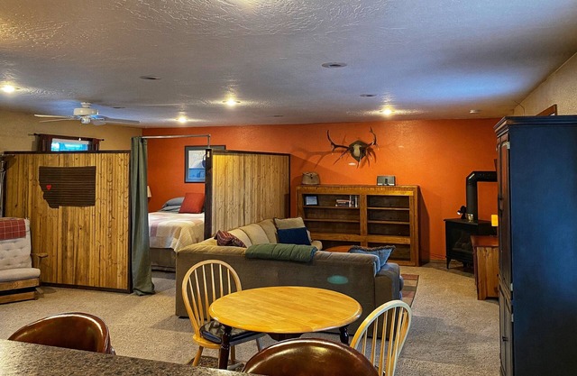 Private and Spacious Apartment