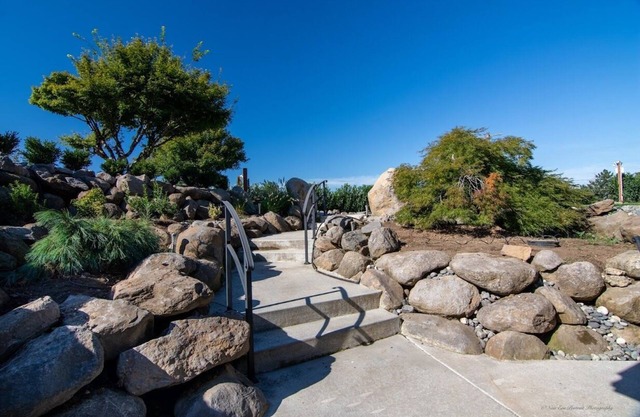 Private Basement Home w/Beautiful, Spacious Backyard