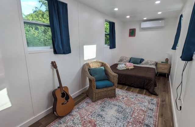 Private container 1 with AC