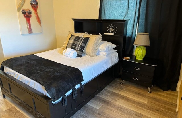 Private & Cosy but spacious Duke City Casita!