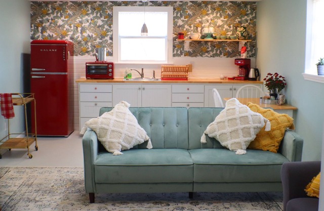 Private Country Cottage 17 minutes from Baylor and the Silos