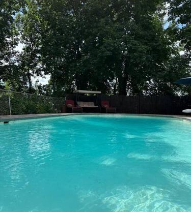 Private, large villa with heated pool for the summer