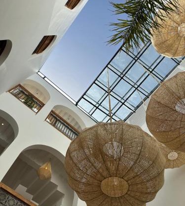 Private Riad Loulou Zitoun - rooftops - 2 pools - 4 rooms