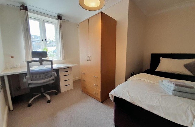 Private rooms in a shared house in Oxford - Host lives in the property