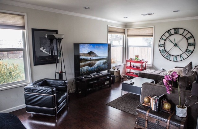 Private, secure and lovely home minutes from Universal and Hollywood