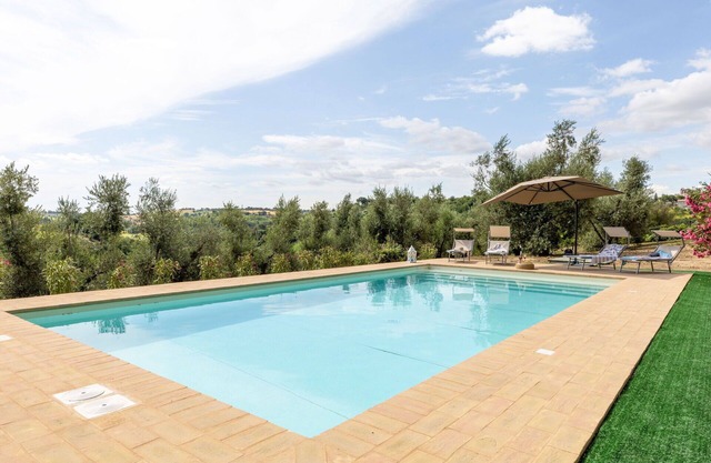 Private Villa with A/C, private pool, WIFI, TV, terrace, panoramic view, close to Porto Recanati