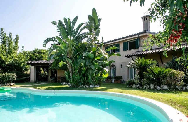 Private villa with swimming pool in Calabria