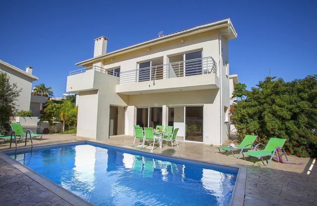 Protaras Fig Tree Bay Villa Theodora 8