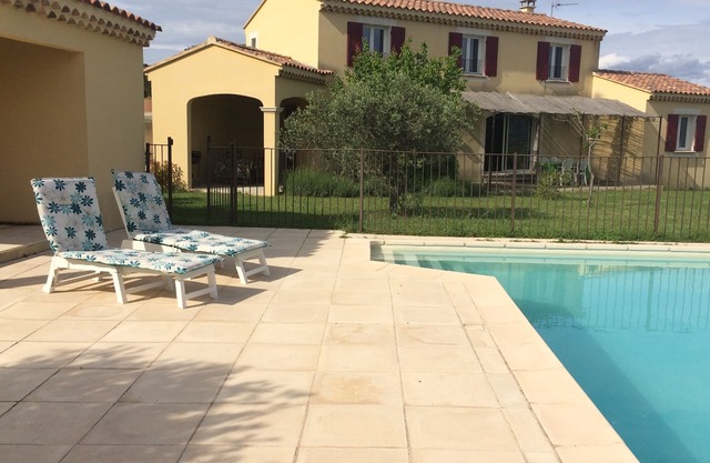 Provencal Bastide with a pool, amazing view, quality furnishings