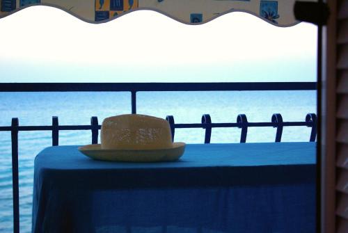 Psarou Thalassa Studios