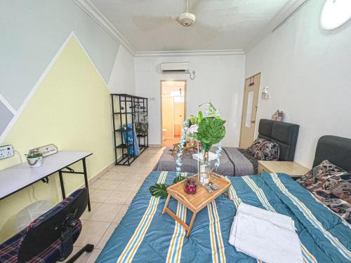 Puchong, 1-12pax, Projector, Free WiFi, 3BR