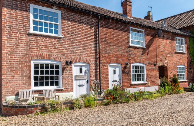 Puddingmoor Cottage - Two Bedroom House, Sleeps 4
