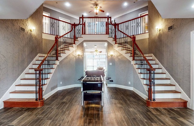 Pueblo Viejo Ranch | House in Midlothian with pool, balcony, central AC, & W/D
