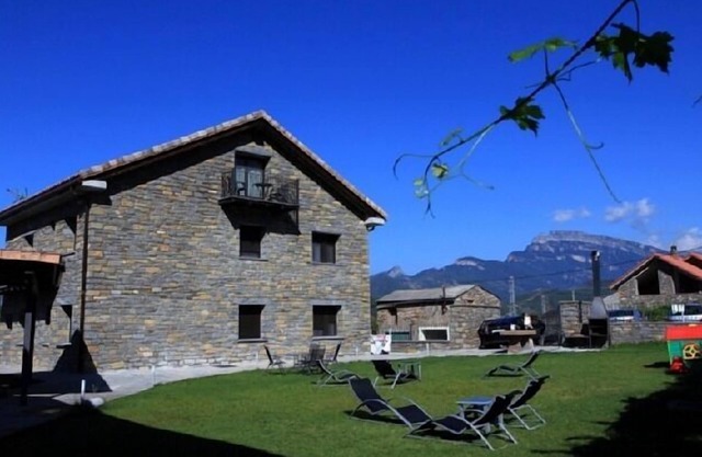 Puerta de Ordesa Apartamentos for 2 people