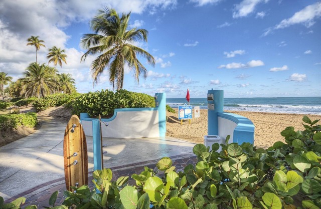 PUERTO RICO Paradise Ocean Front Hotel w/Golf & Casino
