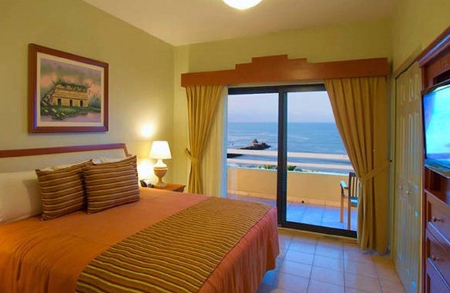 PUERTO VALLARTA Beautiful and FUN resort for your family. 2 WKS AVAIL THRU 2025