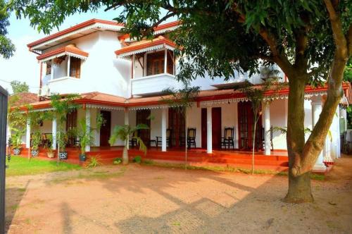 Punchi Walawwa - Guest House - Holiday Bungalow