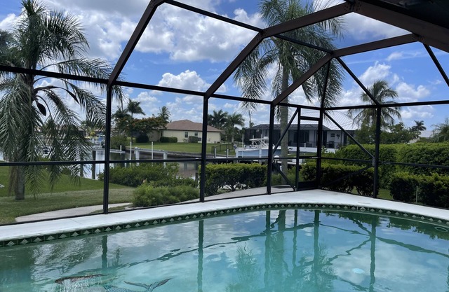 Punta Gorda Isles Home -Waterfront Canal,Private Pool, Bird Section, gulf access